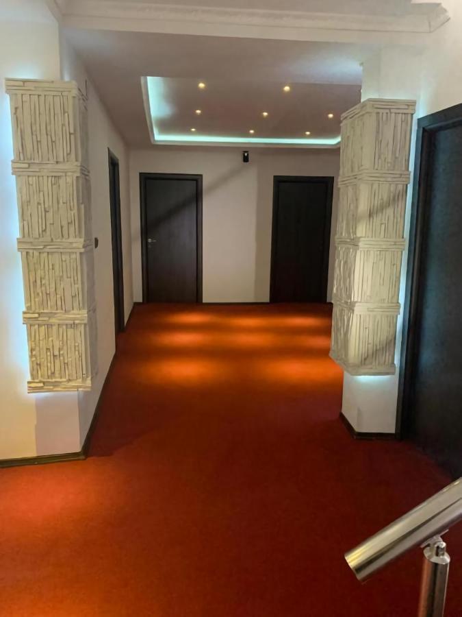 Karra Hotels Voluntari Eksteriør billede