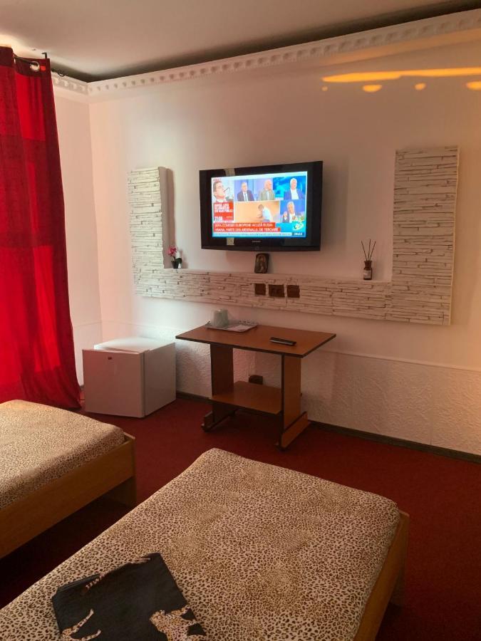 Karra Hotels Voluntari Eksteriør billede
