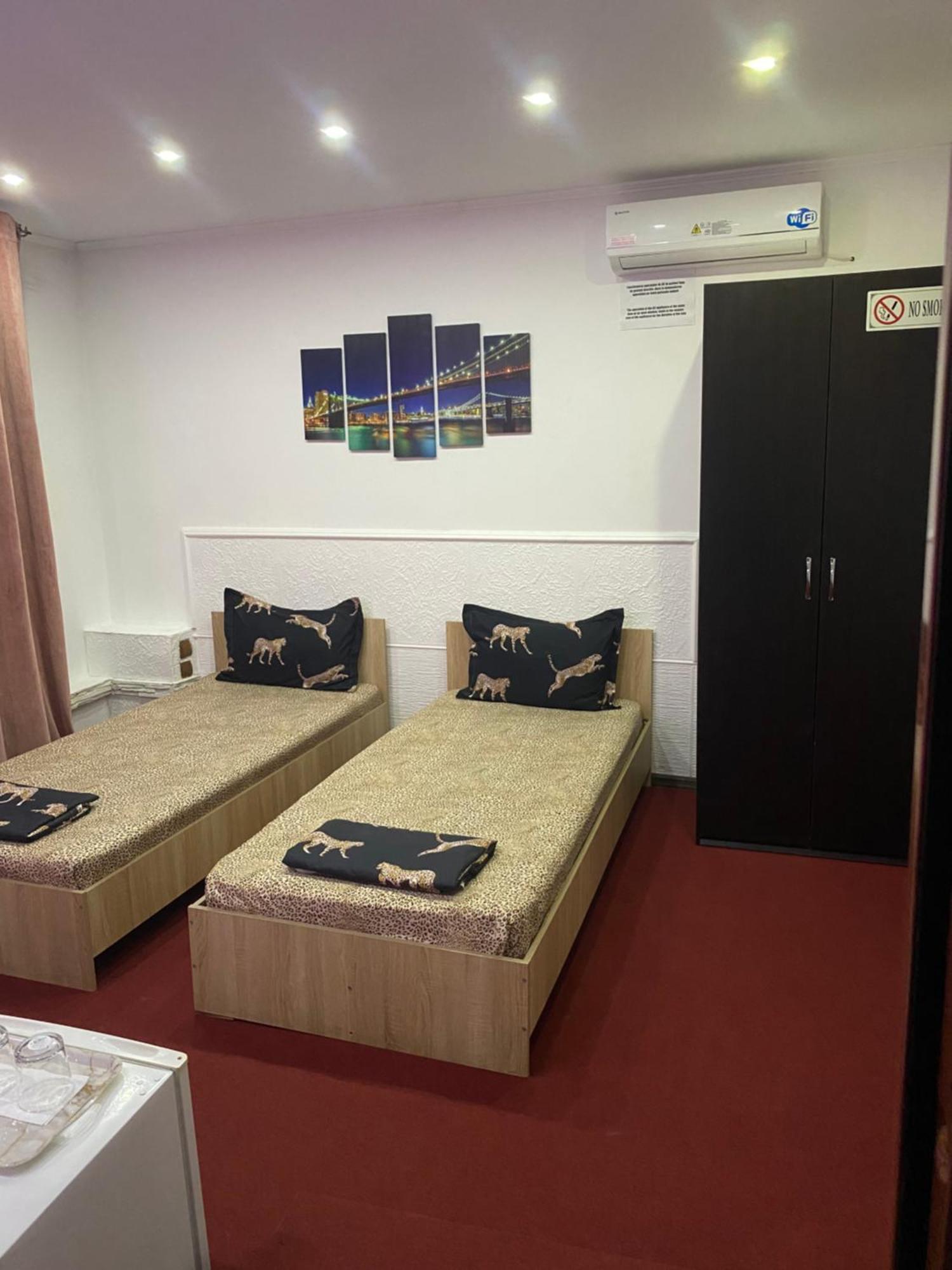 Karra Hotels Voluntari Eksteriør billede