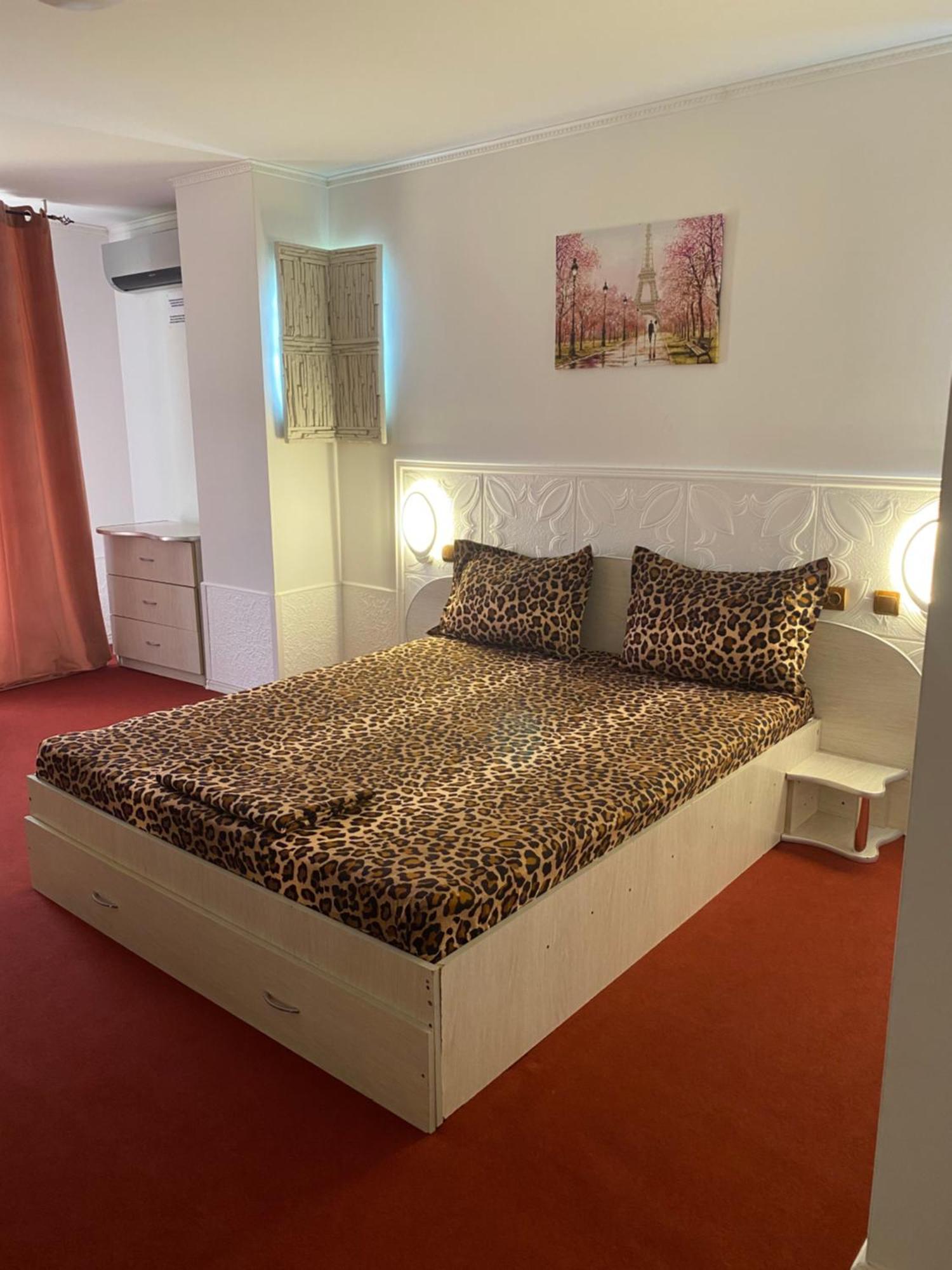 Karra Hotels Voluntari Eksteriør billede