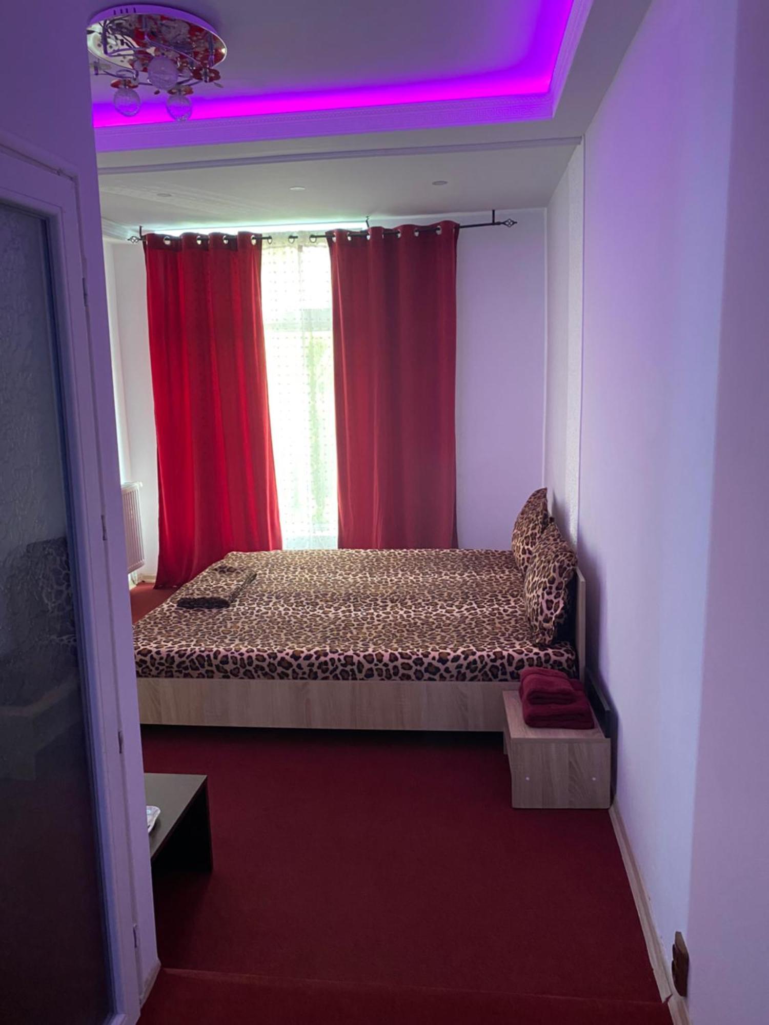 Karra Hotels Voluntari Eksteriør billede